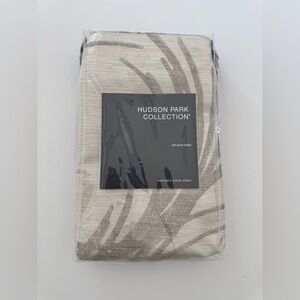 Hudson Park Brushstroke (1) Standard  Pillow Sham New